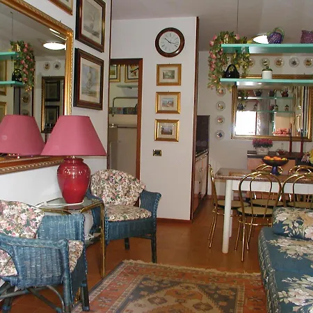 Condominio Landora Μπιμπιόνε